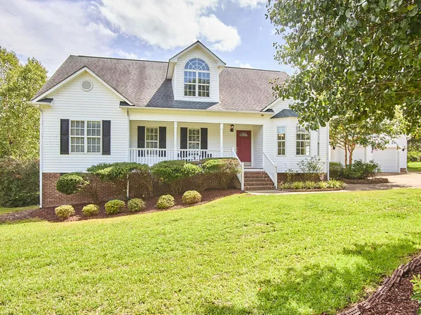 875 Sunrise Dr, Garner, NC 27529
