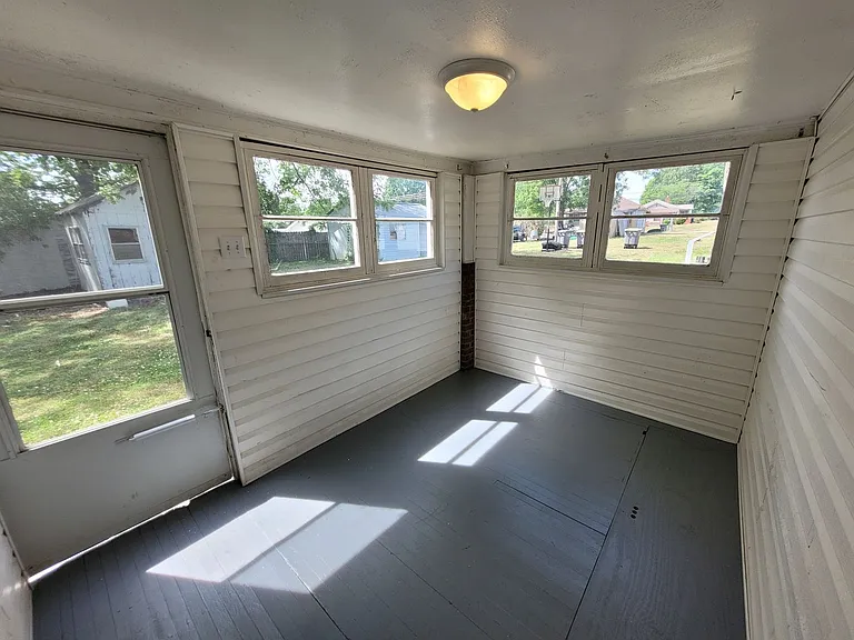804 Klondale Ave — Photo 13