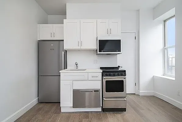 Rented by Blip LLC | media 5