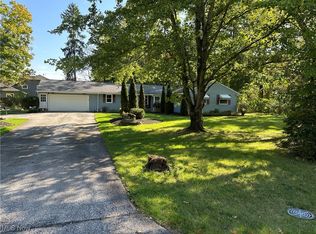 37520 Eagle Rd, Willoughby Hills, OH 44094