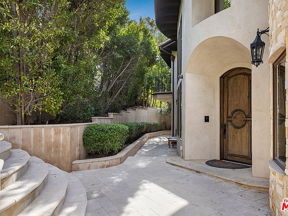 4th image of 1921 Bel Air Rd