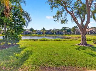9870 Casa Mar Dr, Lake Worth, FL 33467