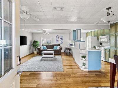 16507 John Davis Rd, Jamaica Beach, TX, 77554