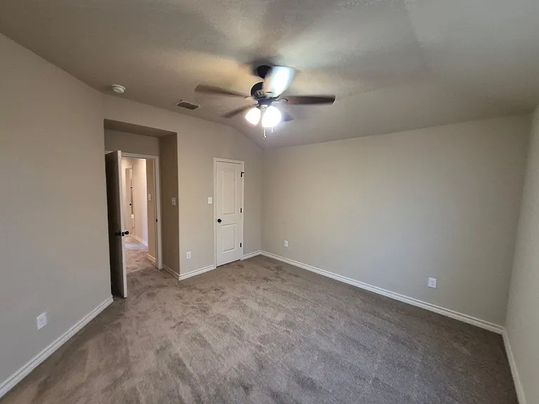 6850 Lakeview Dr #101 — Photo 13