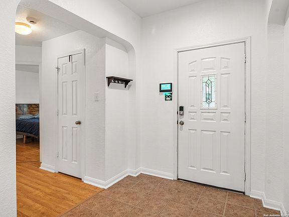 3rd image of 8010 Maddie Ln