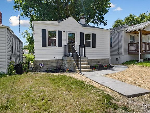 2nd image of 1204 Dammert Ave