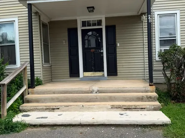 28 N Main St APT 6, New Egypt, NJ 08533