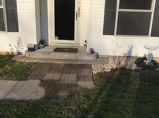 604 S Locust St, Venus, TX 76084