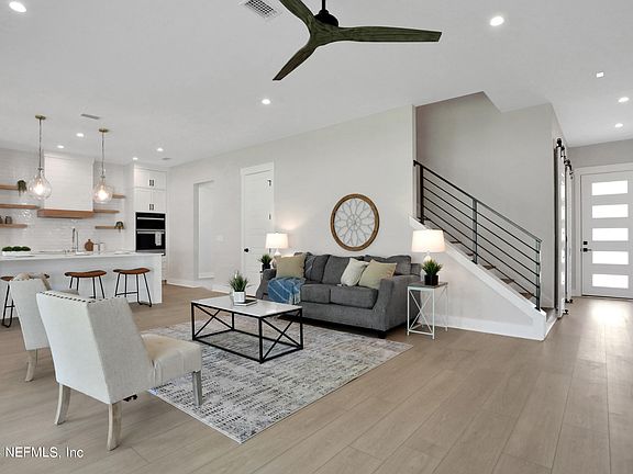 5th image of 1021 8TH Avenue N