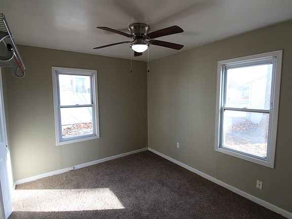 4th image of 129 Water Ave