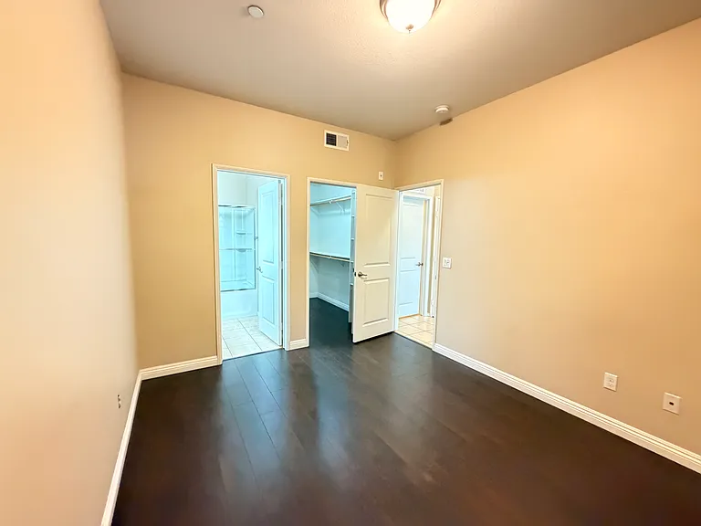 1831 Crimson Ct #8 — Photo 12