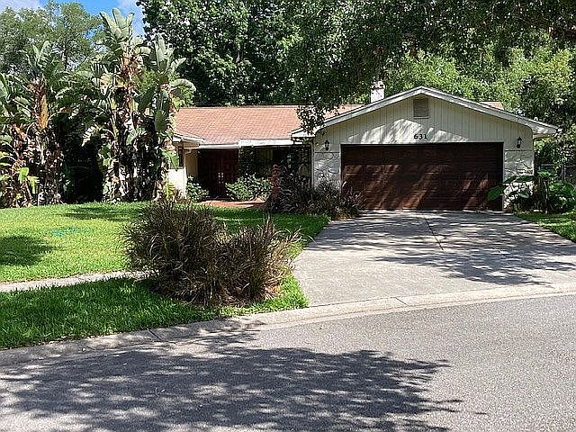 1st image of 631 N Indigo Rd