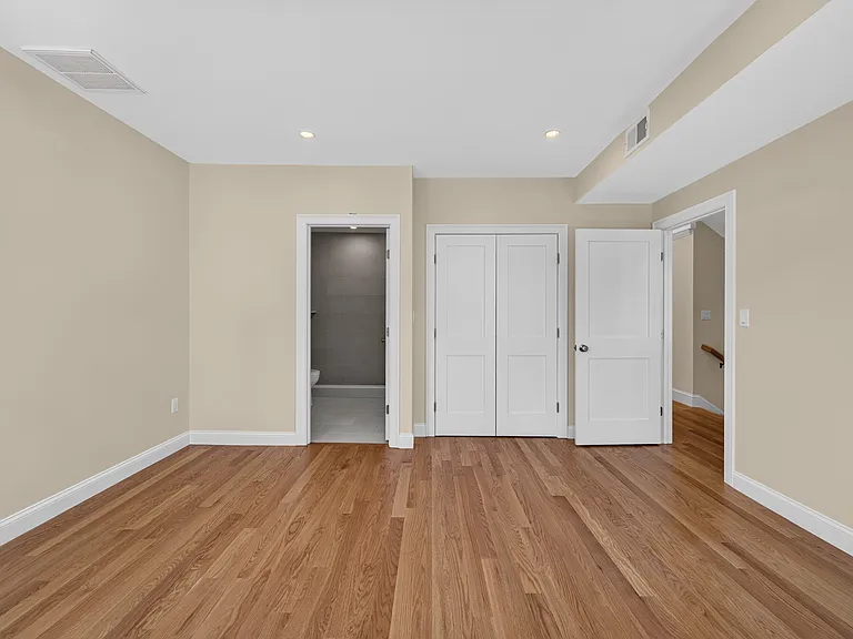 25 Richfield St #2 — Photo 13