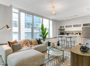 50 Camden St #708, Toronto, ON M5V 3N1