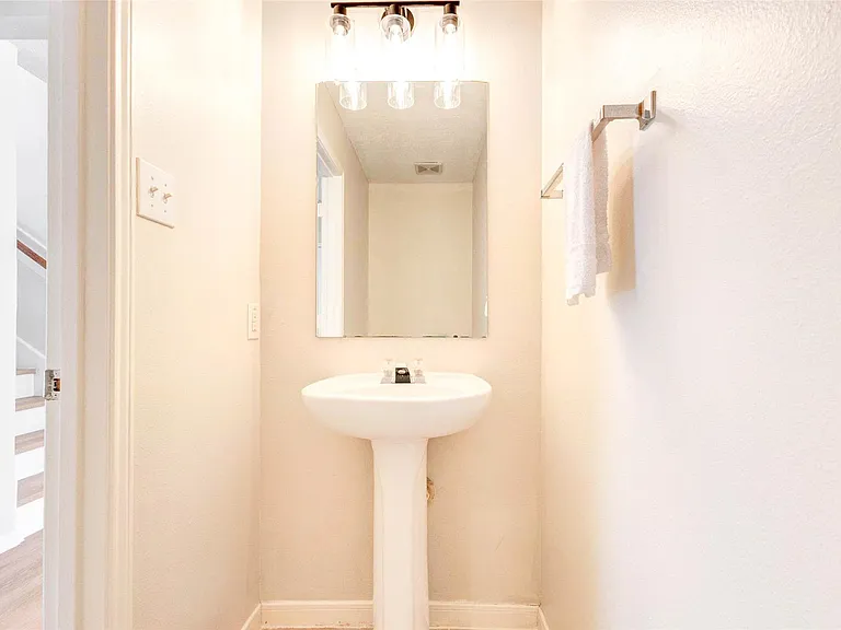 5318 Cilantro Ln — Photo 22