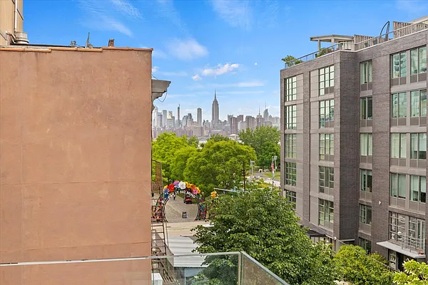 Rented by Compass | media 13