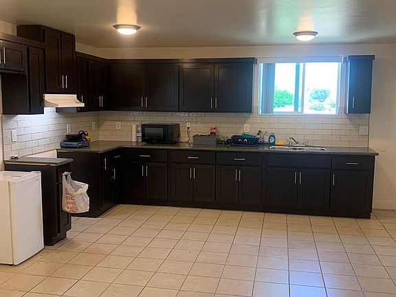 5th image of 11129 Belhaven Ave #1/2