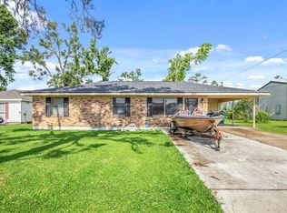 1927 Augusta St, Westlake, LA 70669