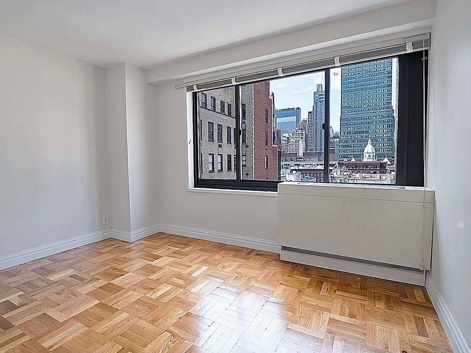 1st image of 330 W 45th St APT 4
