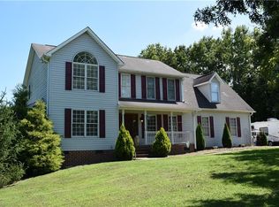 8404 Deer Path Ct, Stokesdale, NC 27357