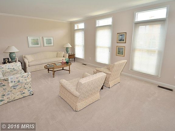 5th image of 10475 Courtney Dr