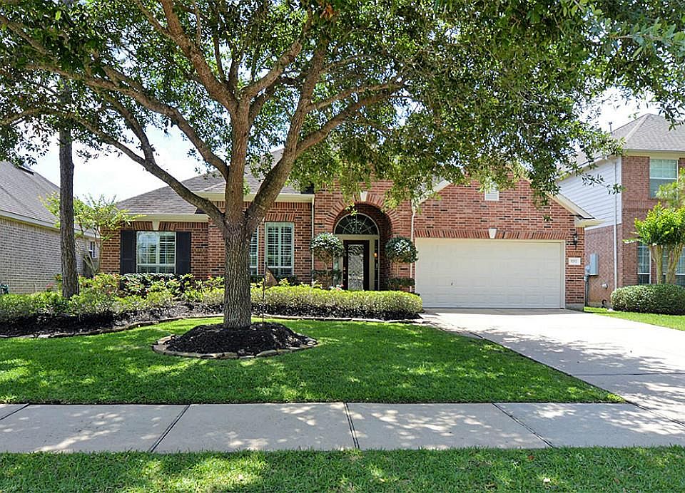 1st image of 5202 Hidden Brook Ln