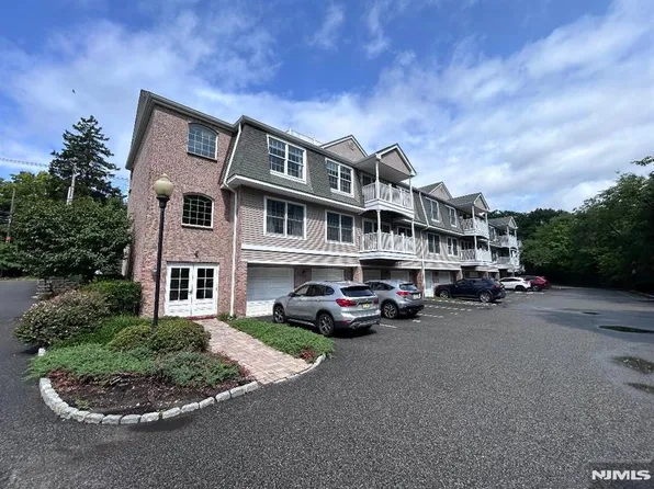 200 Central Park Pl, Ramsey, NJ 07446