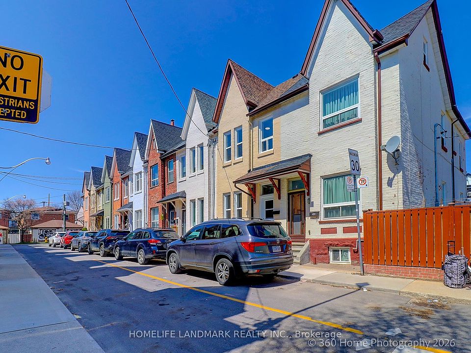 1st image of 4 Andrews Ave
