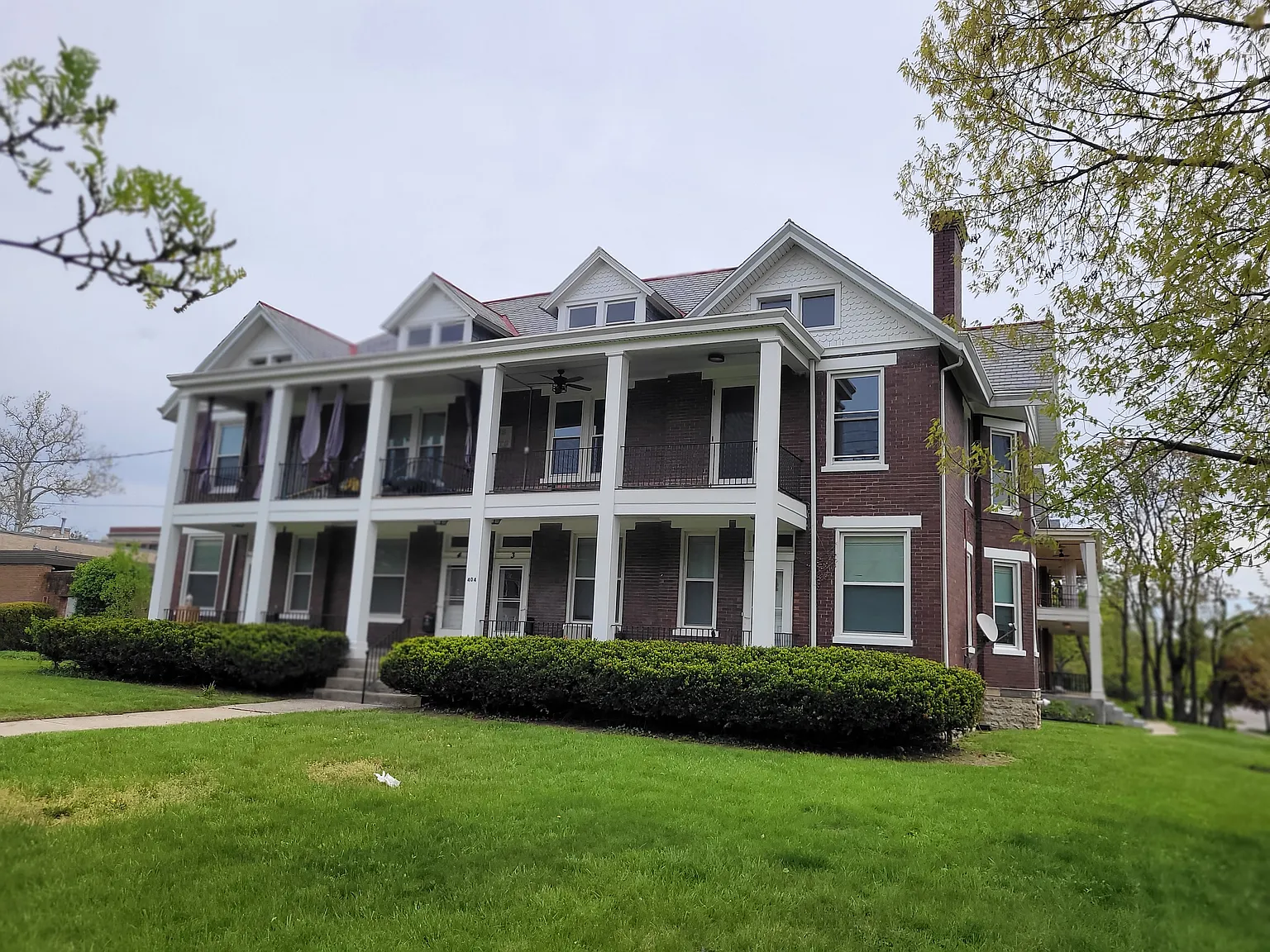 2 bed, 1250 sqft, $1,775 — Photo 1