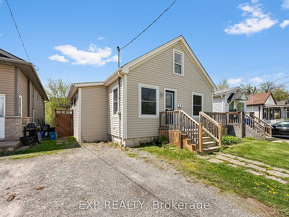 2nd image of 20 Lloyd St