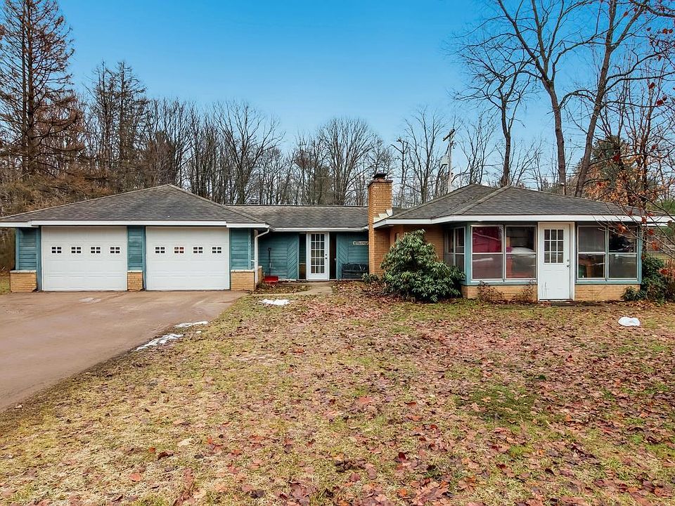 319 S Houghton St, Lake City, MI 49651 Zillow