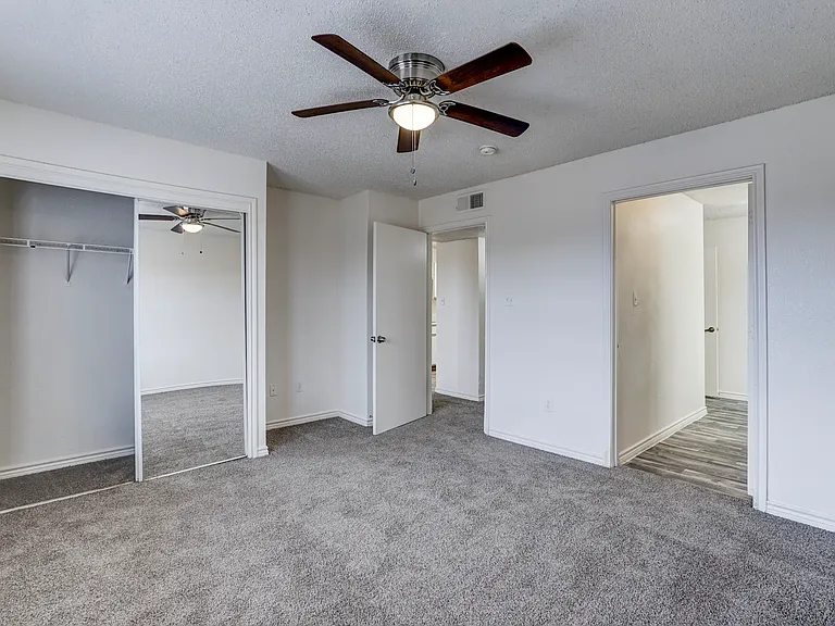 Meadowview Townhomes — Photo 34