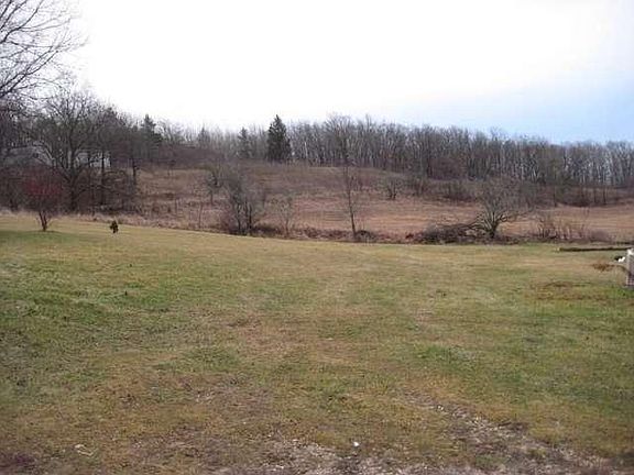 4th image of W8637 County Road T
