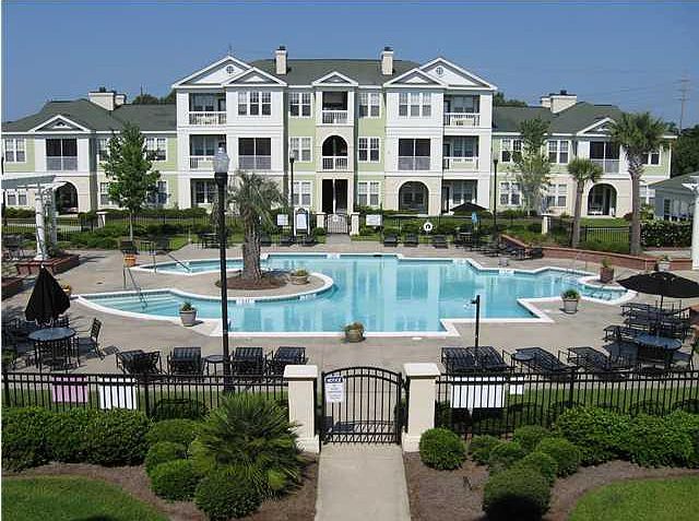 2nd image of 1213 Rosewood Ln #1213