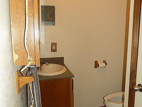 4th image of 313 N Burns St