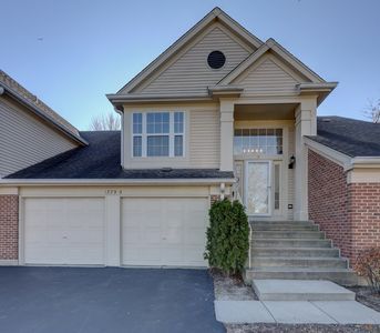 1729 Fairfax Cir E UNIT 3, Bartlett, IL, 60103