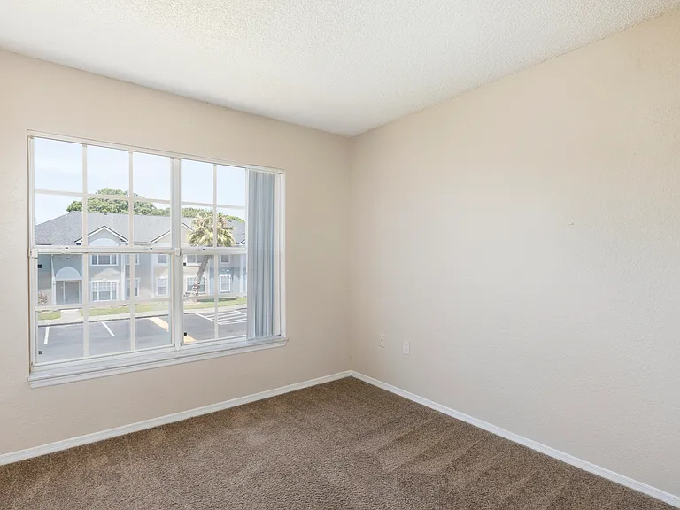 Pemberly Palms Apartment Homes — Photo 28