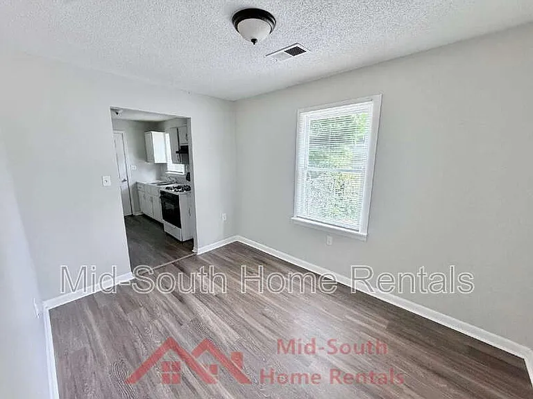 1199 Tunstall St — Photo 10