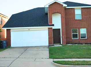 4929 Creek Ridge Trl, Fort Worth, TX 76179
