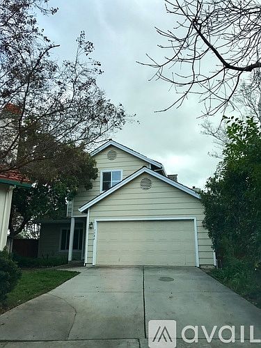 1st image of 1586 Camden Oaks Ct