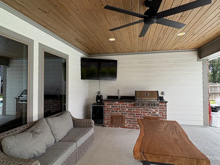 512 Linden Cir — Photo 16