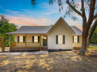 110 Kennicott Ln, Easley, SC 29640