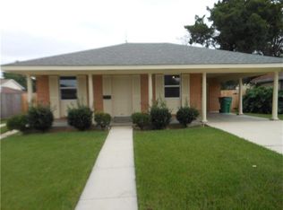 315 Appletree Ln, Gretna, LA 70056