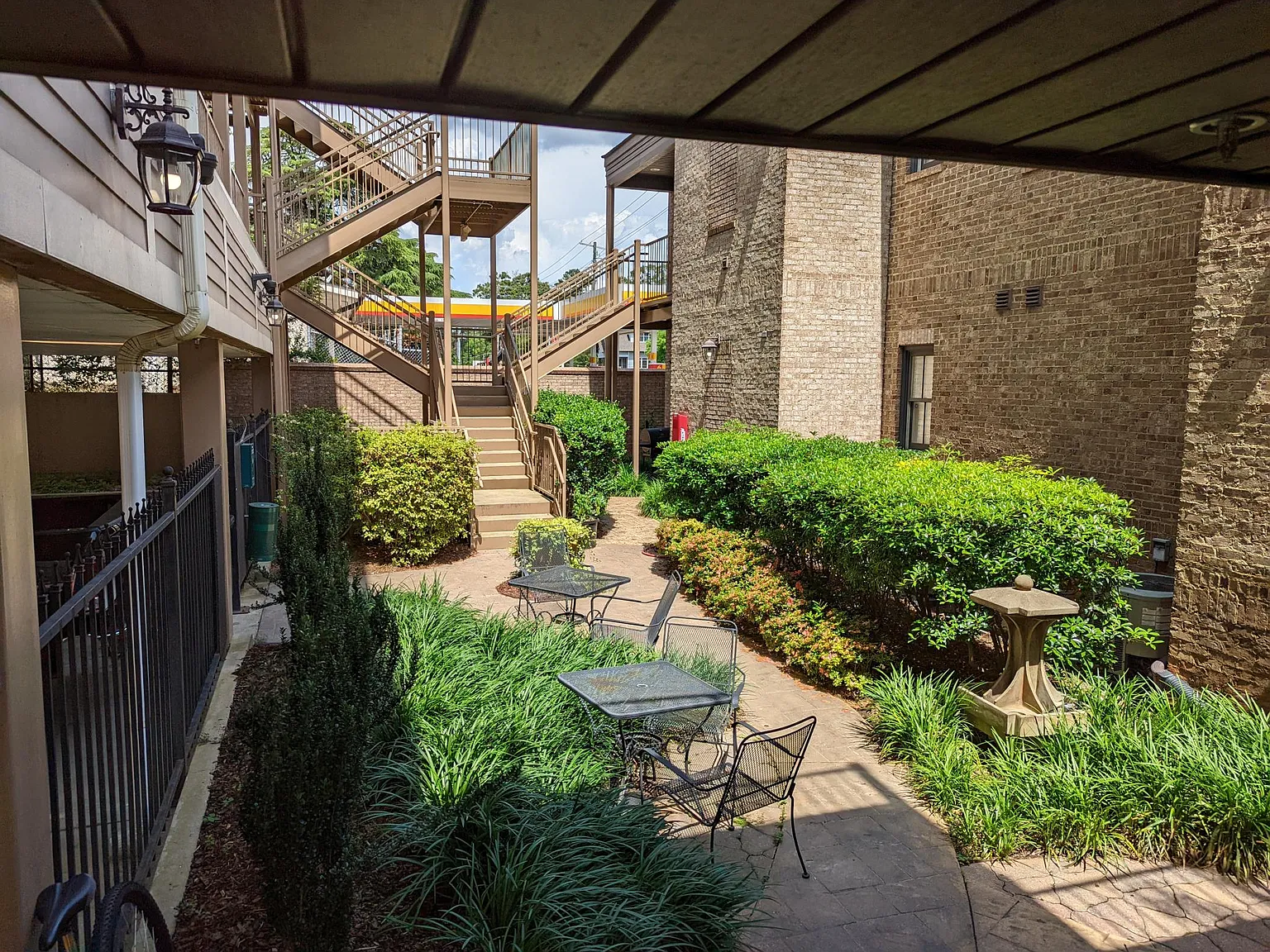 1403 University Blvd — Photo 3