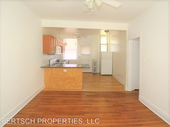 5th image of 4825 N Albany Ave #2