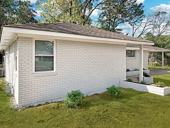 3rd image of 5655 Bluefield Dr