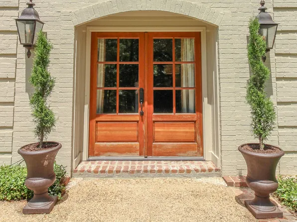 1514 Hickory Ln, Columbus, MS 39705