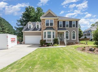101 Lochmere Forest Dr, Cary, NC 27518