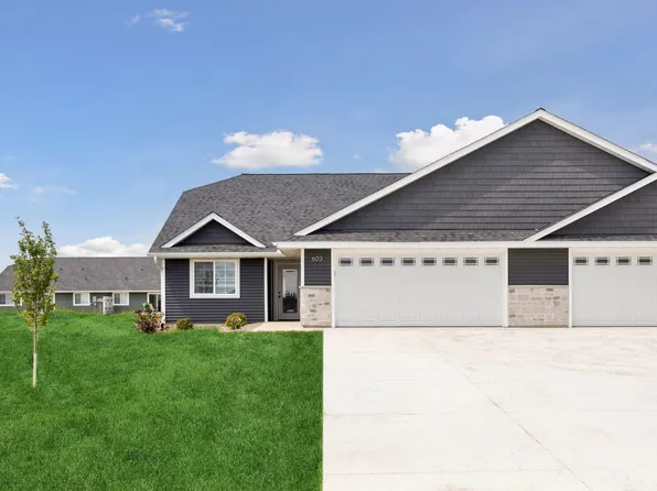 615 Field Point St, Roberts, WI 54023