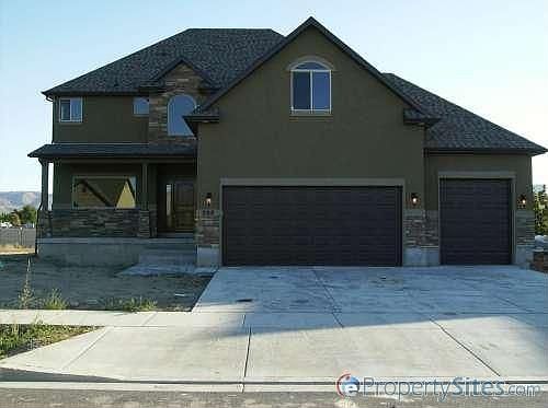 1st image of 208 E Belle Glenn Cir